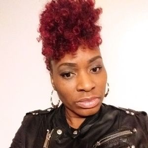 Meet your Posher, Tess